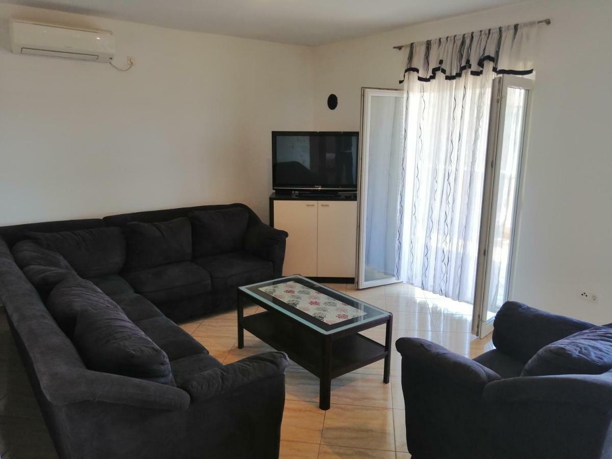 Apartman Rosanda Posedarje Exteriör bild