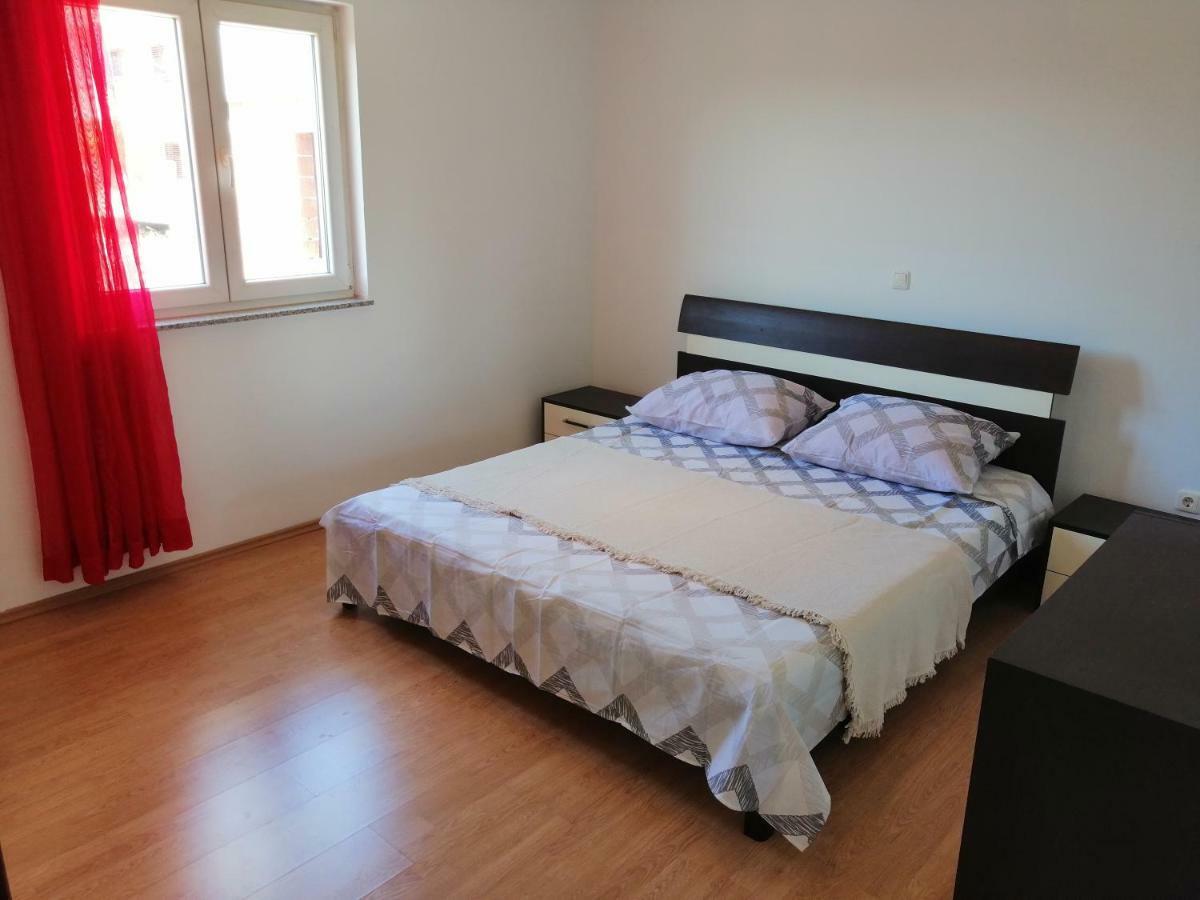 Apartman Rosanda Posedarje Exteriör bild